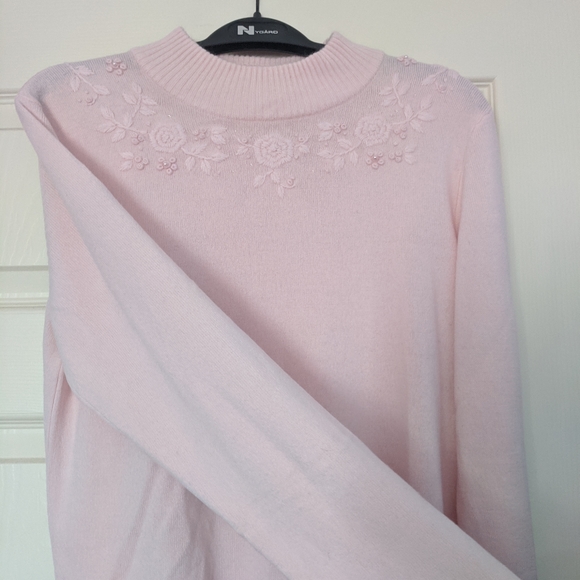 Women sweater top - Picture 5 of 5